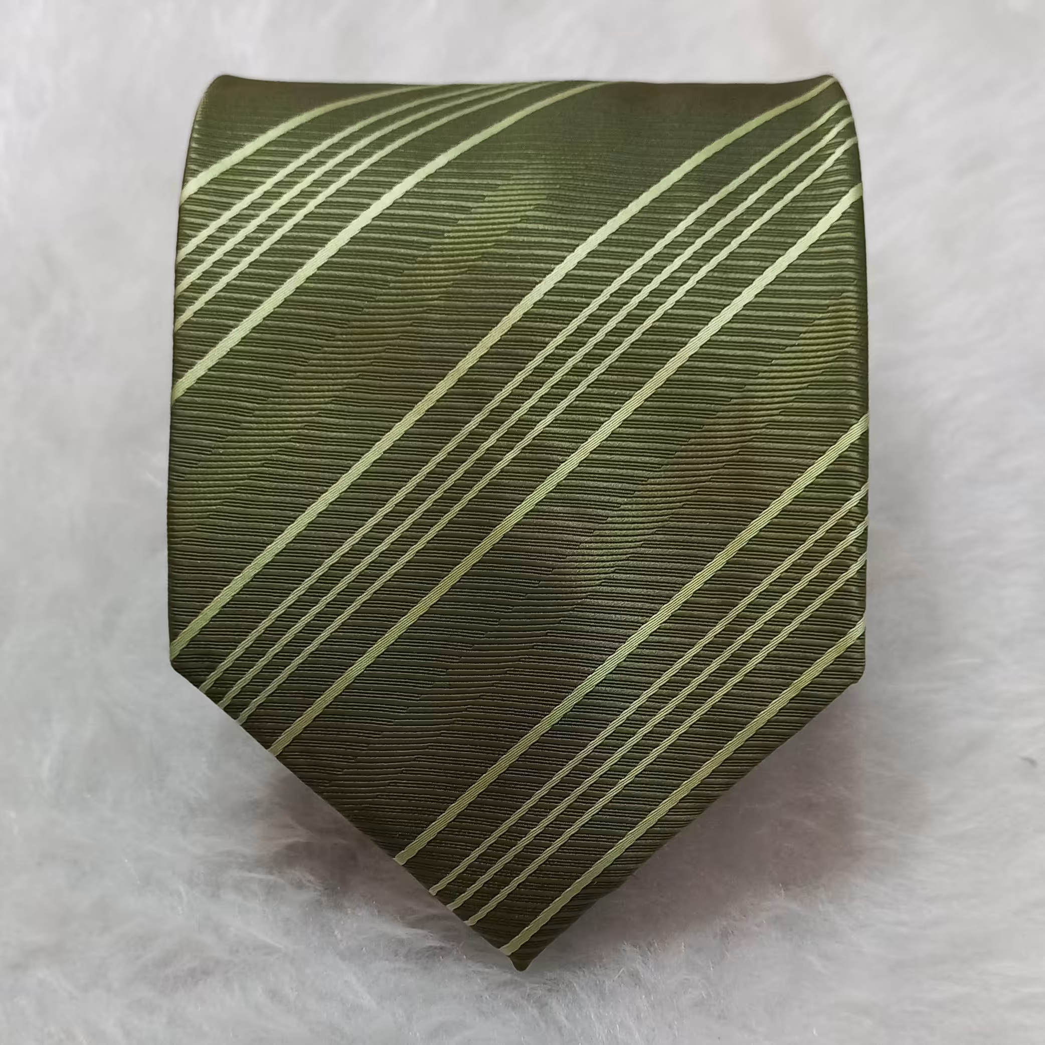 کراوات ترک پهن باعرض ده سانت کد 86 باخرید4عددکراوات ازغرفه ما یکعدد رایگان هدیه میگیرید