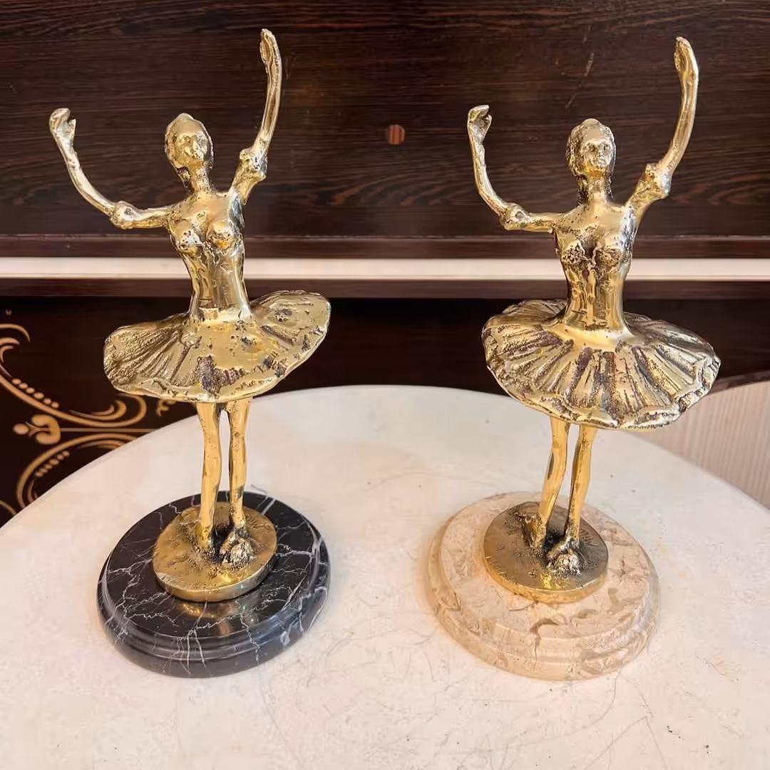 دکوری باله پایه سنگی برنزی (تکی)