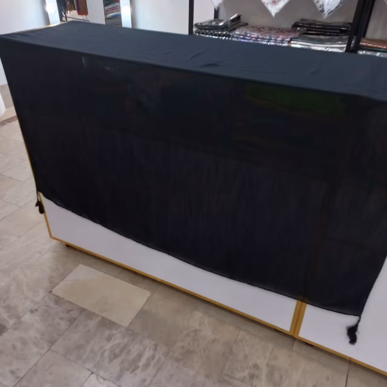 روسری  نخی ساده مشکی 