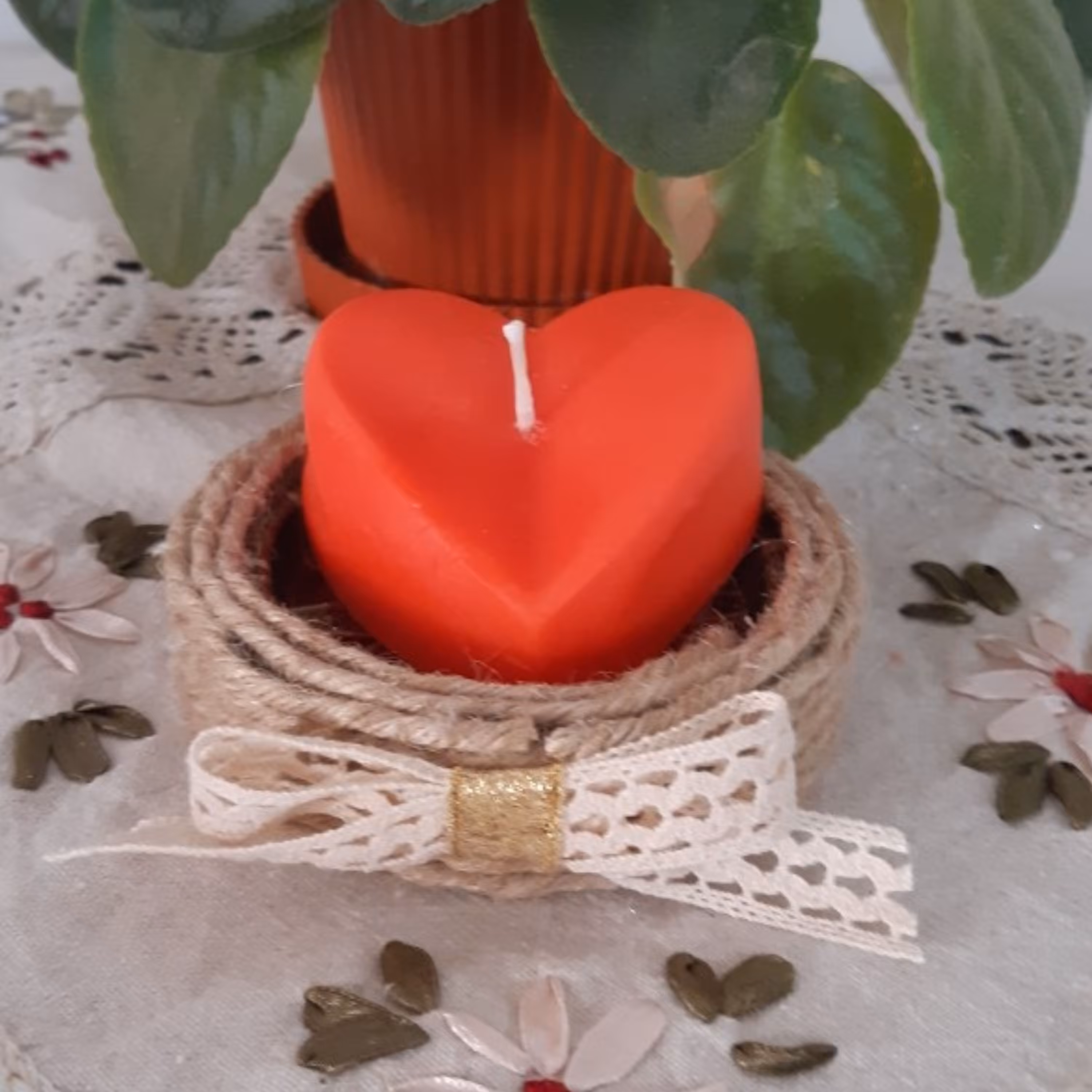 شمع های معمولی قلبی و استوانه ای