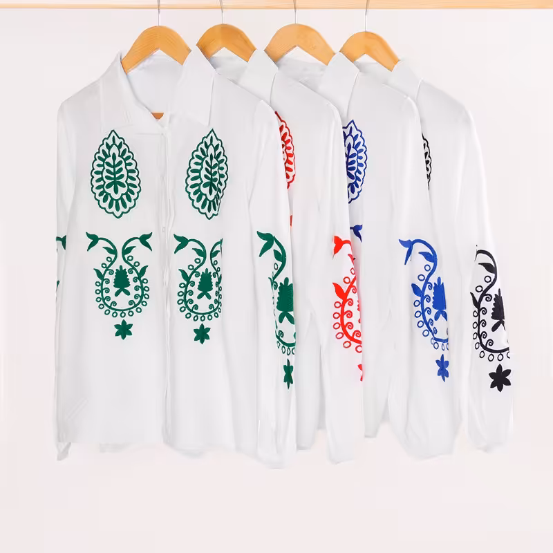  محصول شومیز سروین
کدمحصول  1516511
جنس کرسپو
سایزبندی فری مناسب 36 تا 46 
قد مدل169
سایز مدلL
