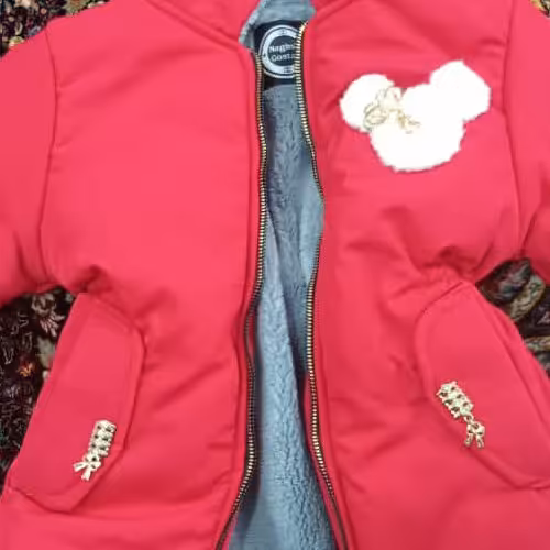 کاپشن دخترانه قرمز