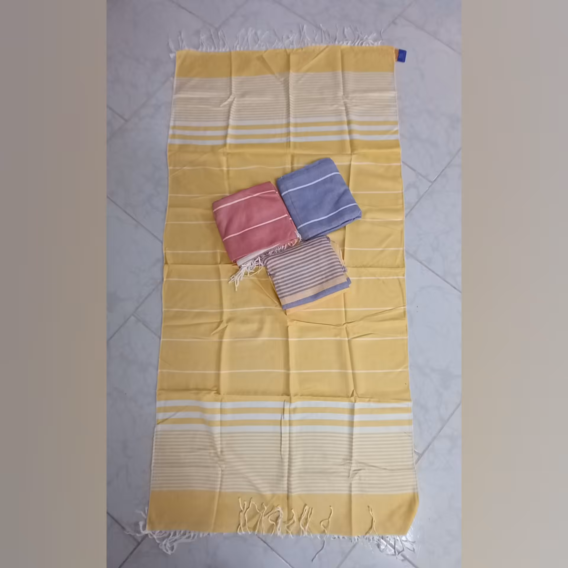 حوله حمام