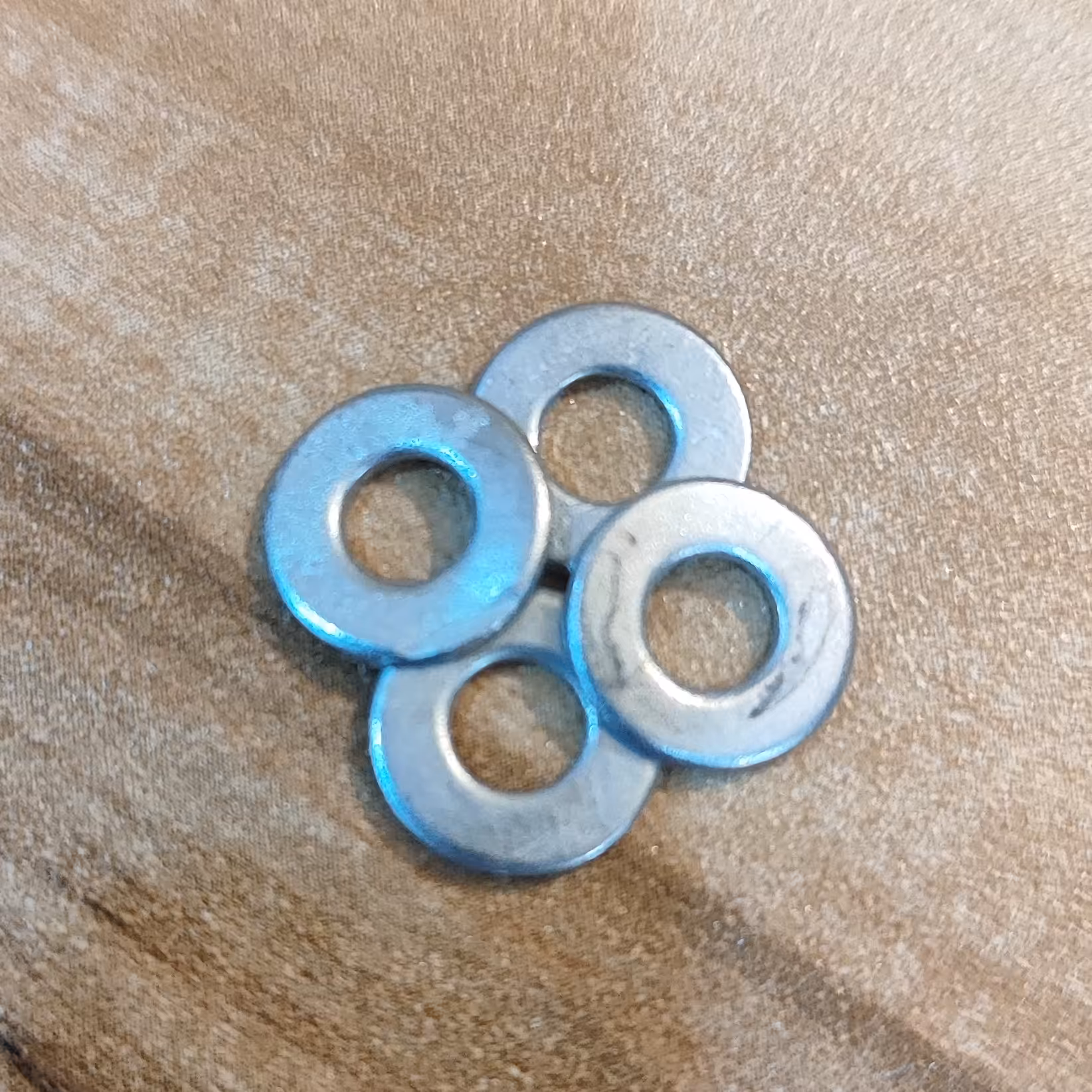 واشر تخت آهنی(فلزی) 4 دور 10 بسته 10000 عددی (10 هزار عددی)