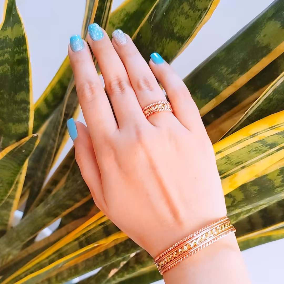 دستبند و انگشتر مسی دور مس