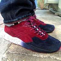 کفش کتانی رانینگ پوما زرشکی سرمه ای ساکورا running shoes puma r698 sakura 359619-01