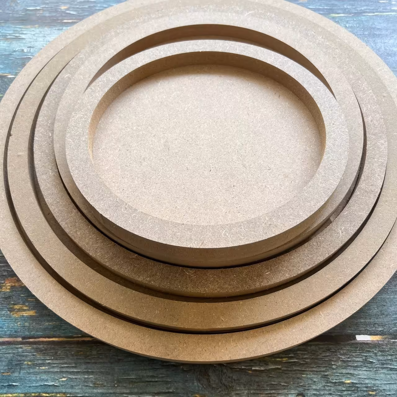 چوب ام دی اف لبه دار قطر 50 سانت کفه هشت میل لبه 16 میل ساده مناسب کارهای رزین