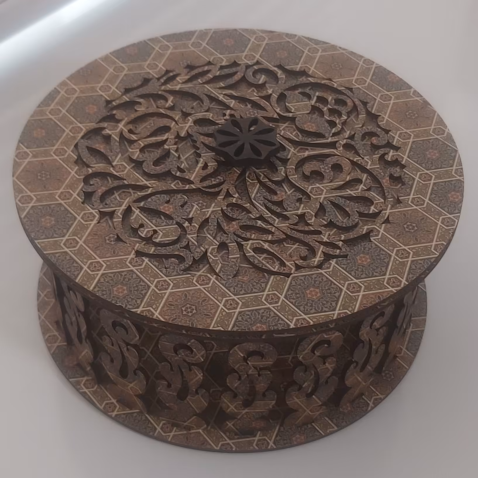 شکلات خوری گرد بزرگ