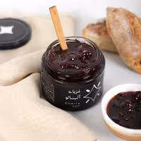 مربا آلبالو خانگی خوش عطرو طعم ،حدود 850  گرمی  بدون رنگ و اسانس ومواد نگهدارنده  