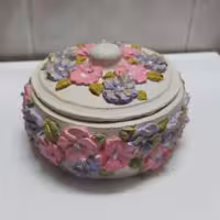 ظرف سرامیکی ساخته شده با پودر سنگ به قطر 10 سانت (دستساز)