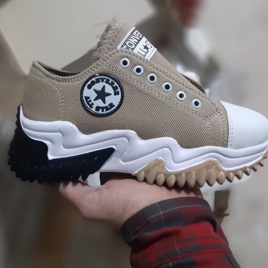 کتونی شیک وزیبا 