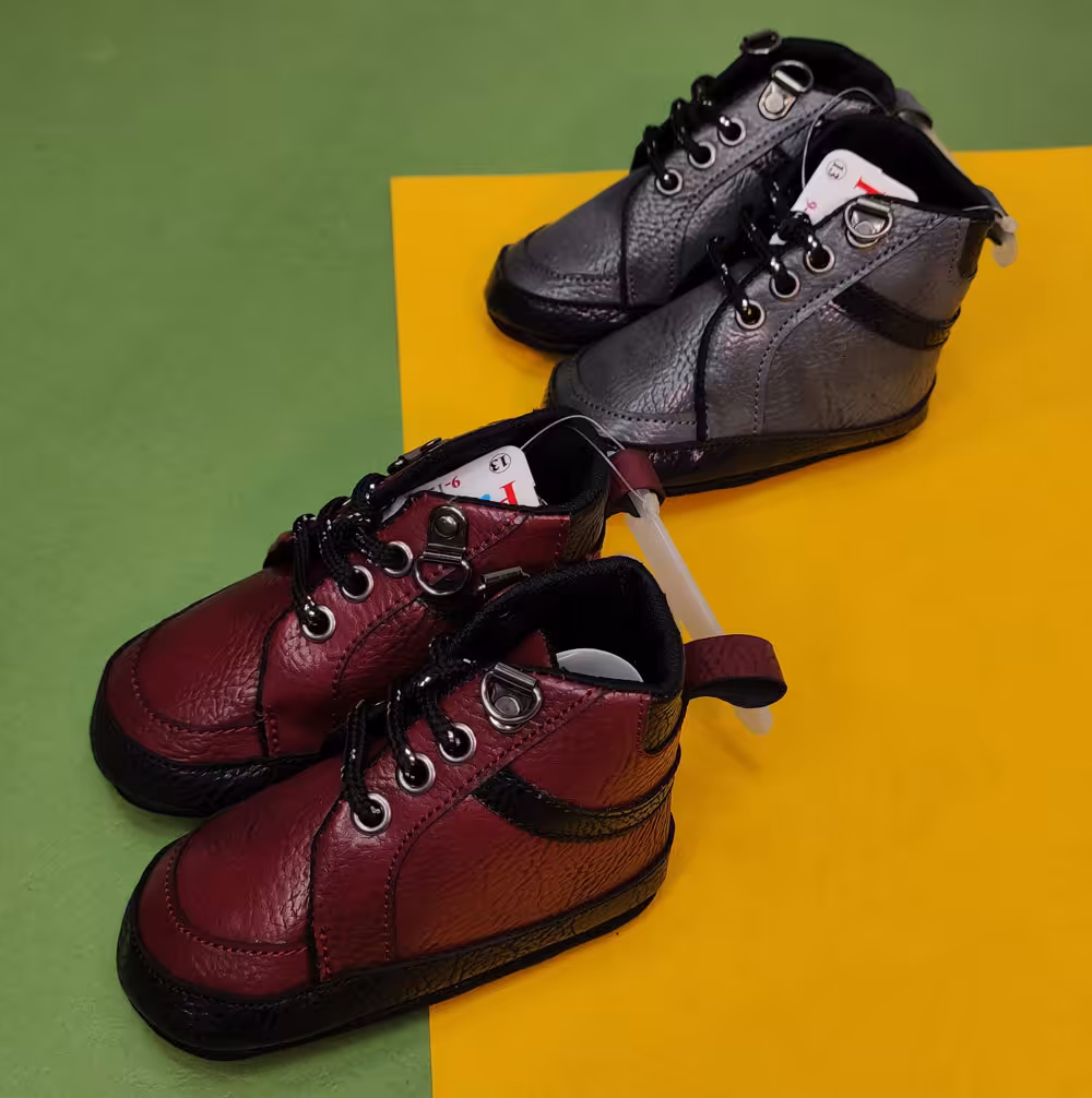 نیم بوت چرم پسرانه مدل بندی