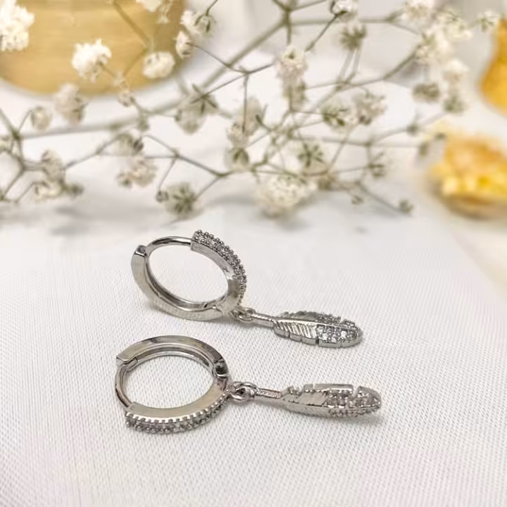 گوشواره استیل طرح پر زنانه و دخترانه