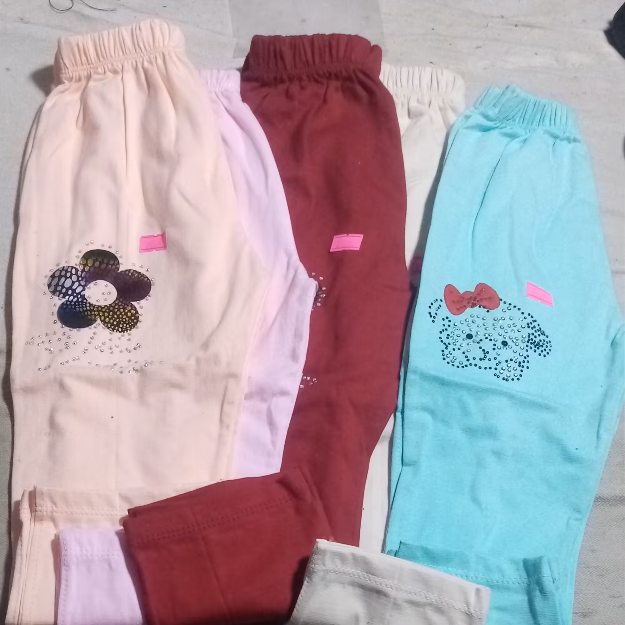 شلوار دخترانه پنبه مناسب 1 ت 3 سال حراجی