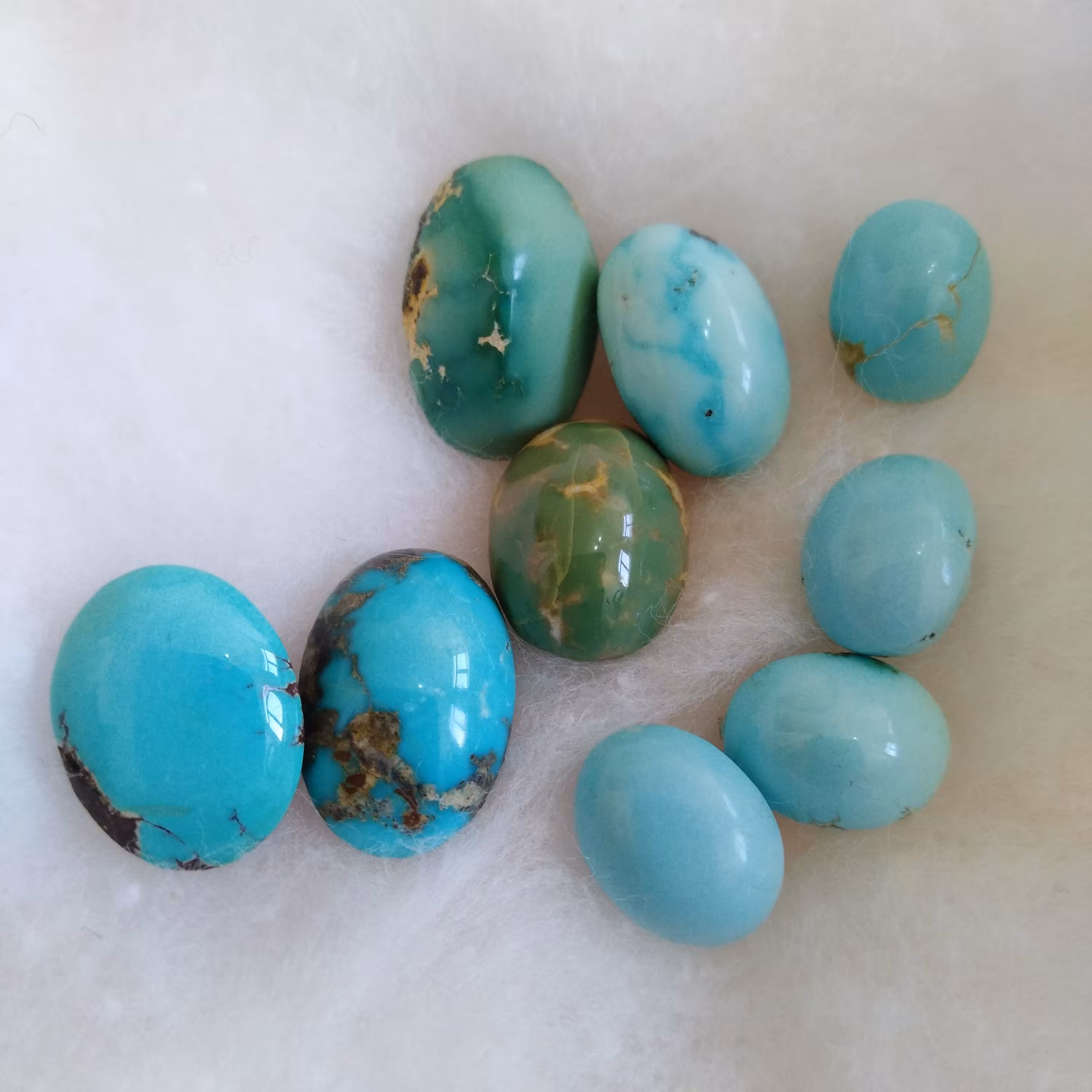 پک 9 عددی فیروزه عجمی نیشابور  ، سایز 11 تا 17 میلیمتر ،کاملا طبیعی و اعلا