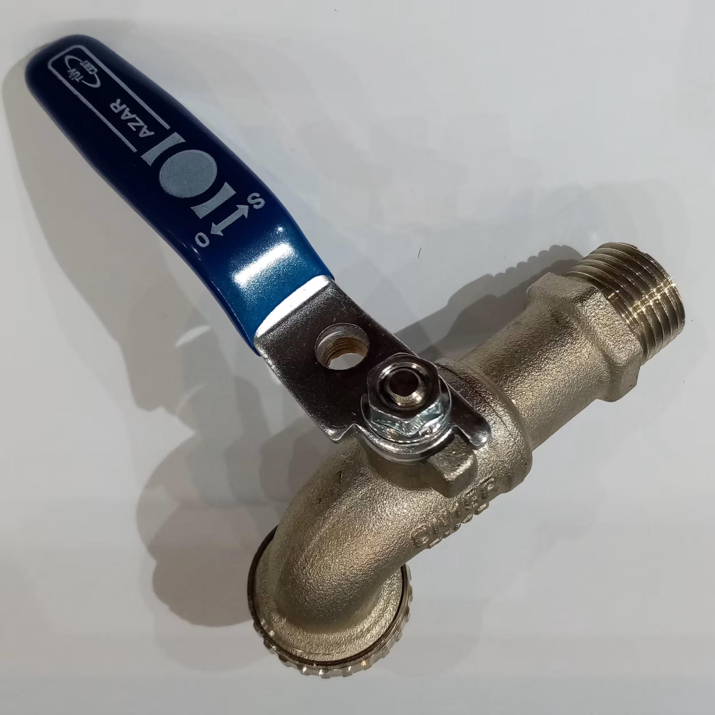 شیر شلنگی برنجی دسته گازی قفلی آذران با علامت استاندارد