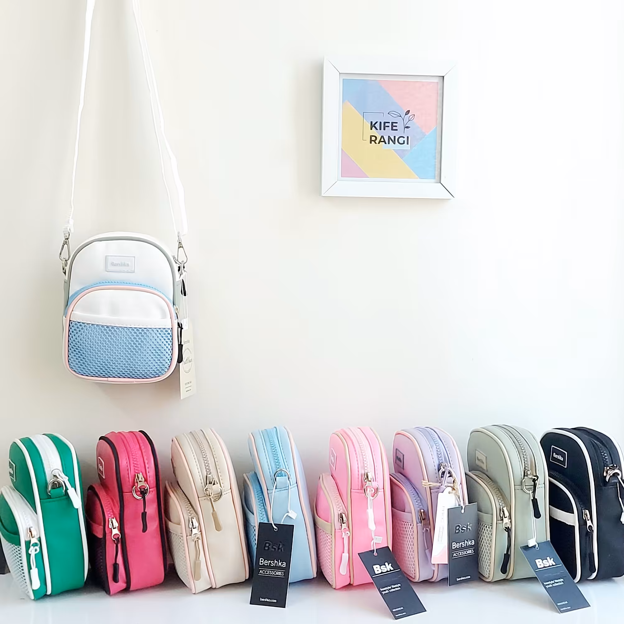 کیف دوشی دخترانه کیف زنانه کیف رنگ کیف تابستانه کیف خاص کیف پاسپورتی کیف دوشی اسپرت 