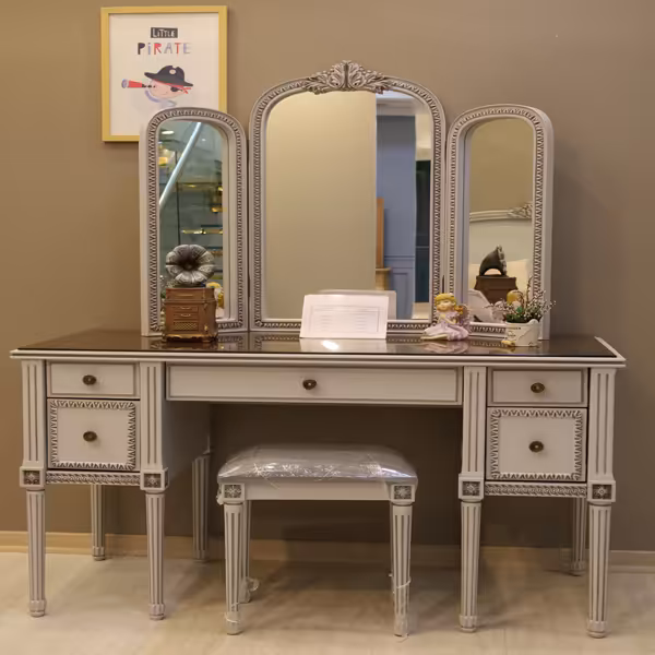 میز دستساز کلاسیک برند بالسا مدل دیاموند