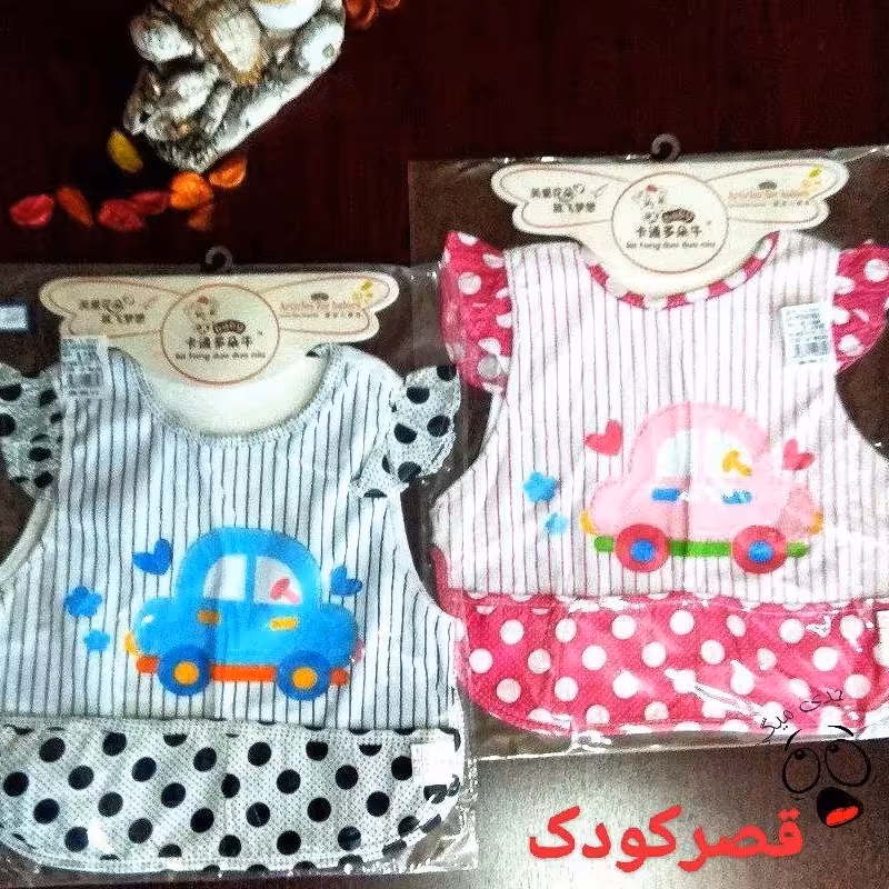 پیش بند نوزادی دخترانه