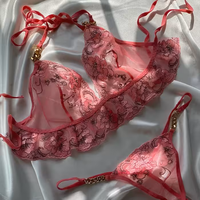 ست گلدوزی زنجیردار