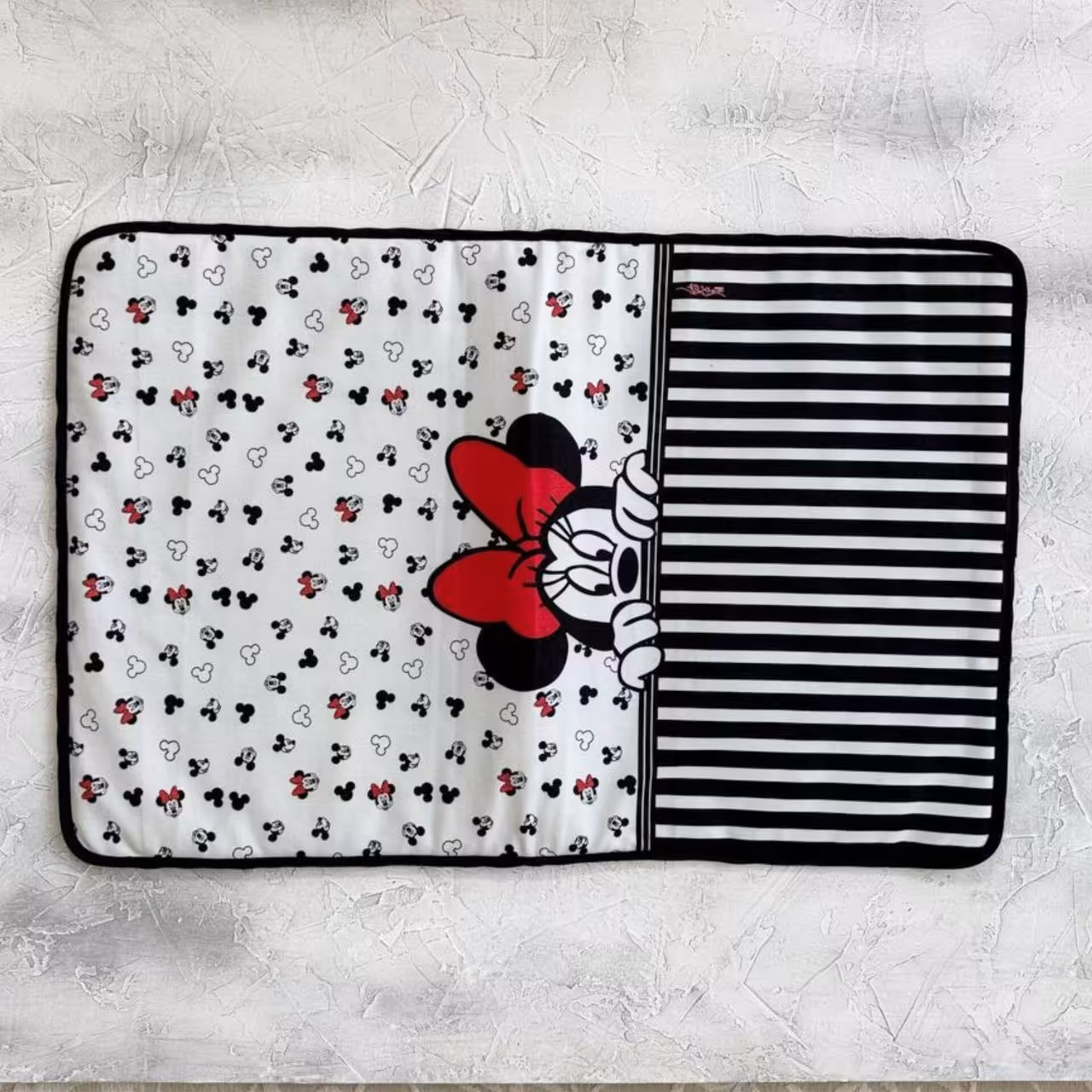 نمگیر مخمل نسوز مدل میکی موس طرح 62