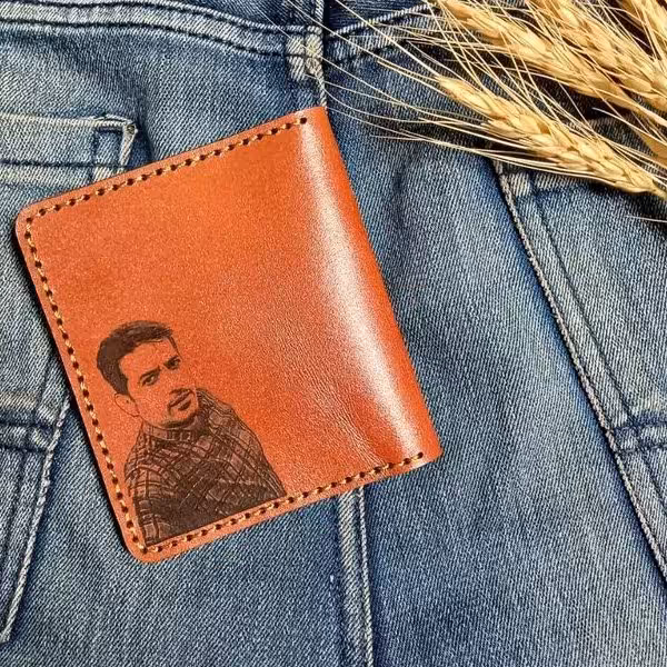 جاکارتی چرم طبیعی گاوی دست دوز با حک چهره