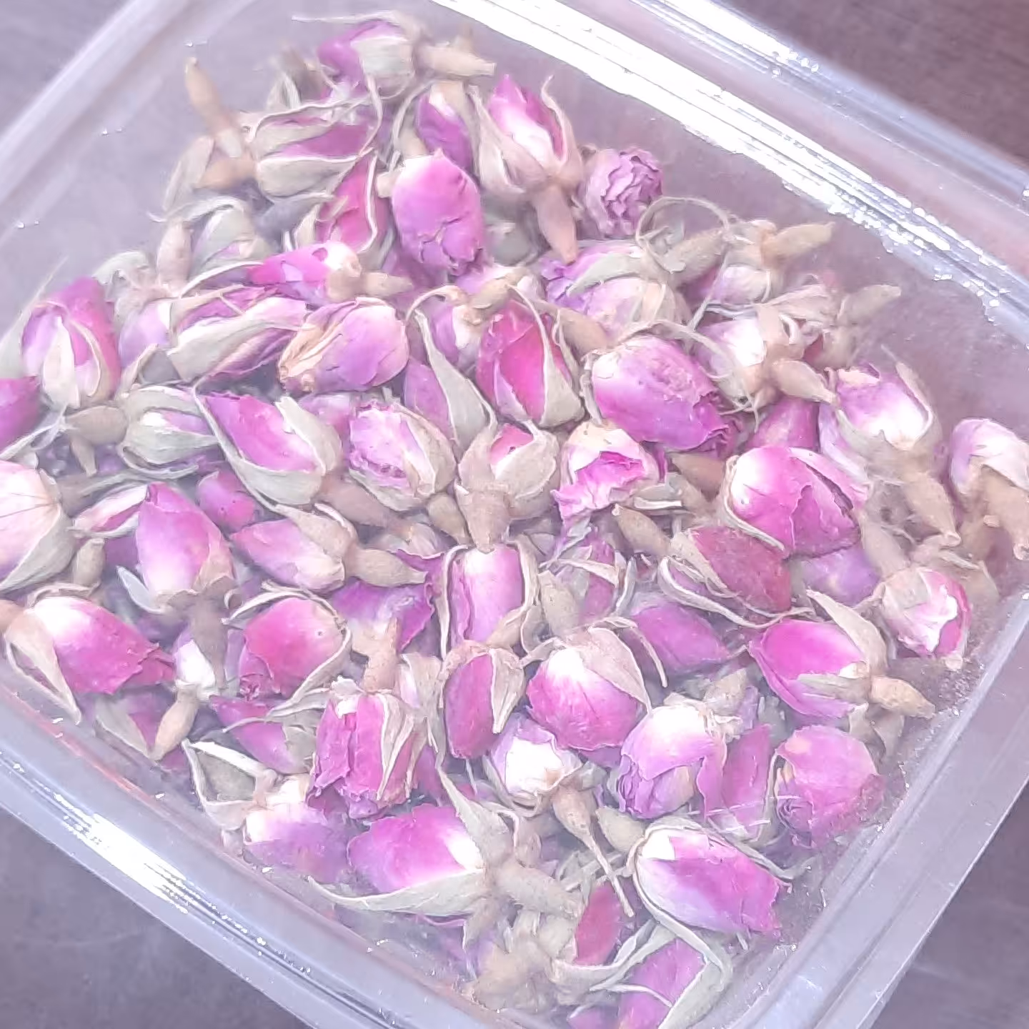 عنچه گل محمدی 100 گرمی از گل محمدی کاشان