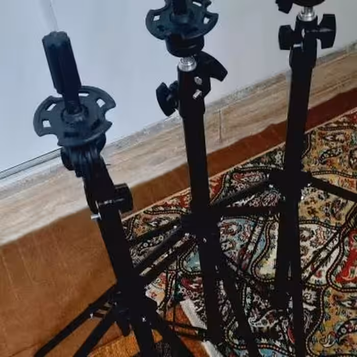 سه پایه کله مانکن ایستاده