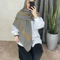 روسری نخی جیوانچی دور دست دوز تک رنگ شیک