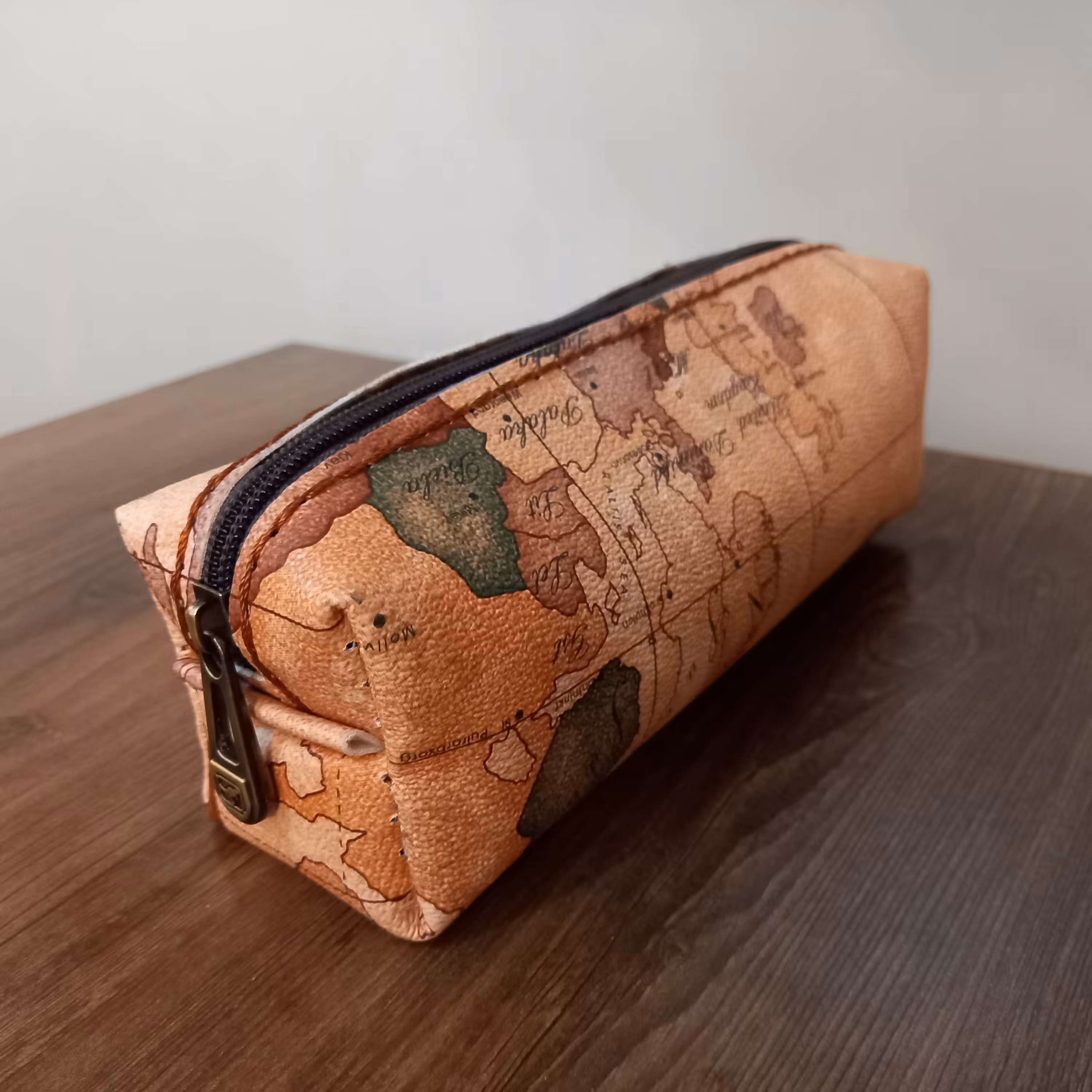 جامدادی چرم دست دوز