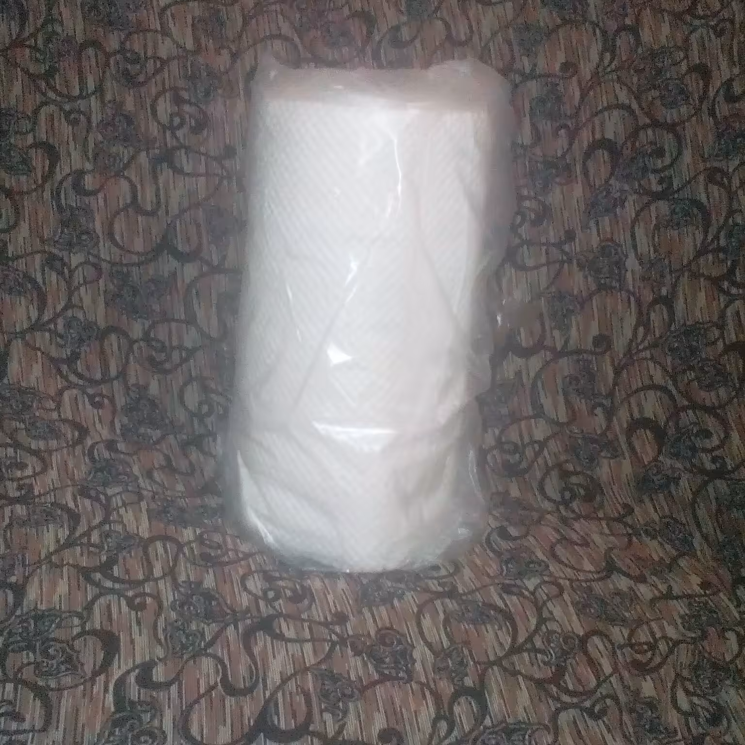 دستمال کاغذی حوله مخصوص اشپزخانه همیشه نیاز ودر دسترس اسان و راحت با دستمال کاغذ