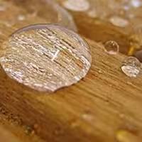 محلول بیرنگ نانو پلیمر آبگریز و غبارگریز کننده سطوح چوبی و MDF و  320 گرم