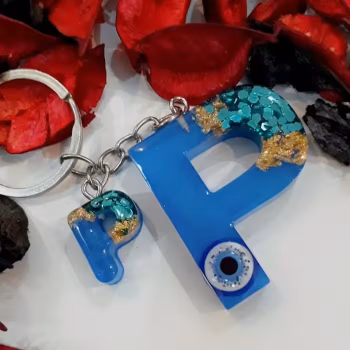 جاکلیدی رزینی حروف P مدل چشم نظر