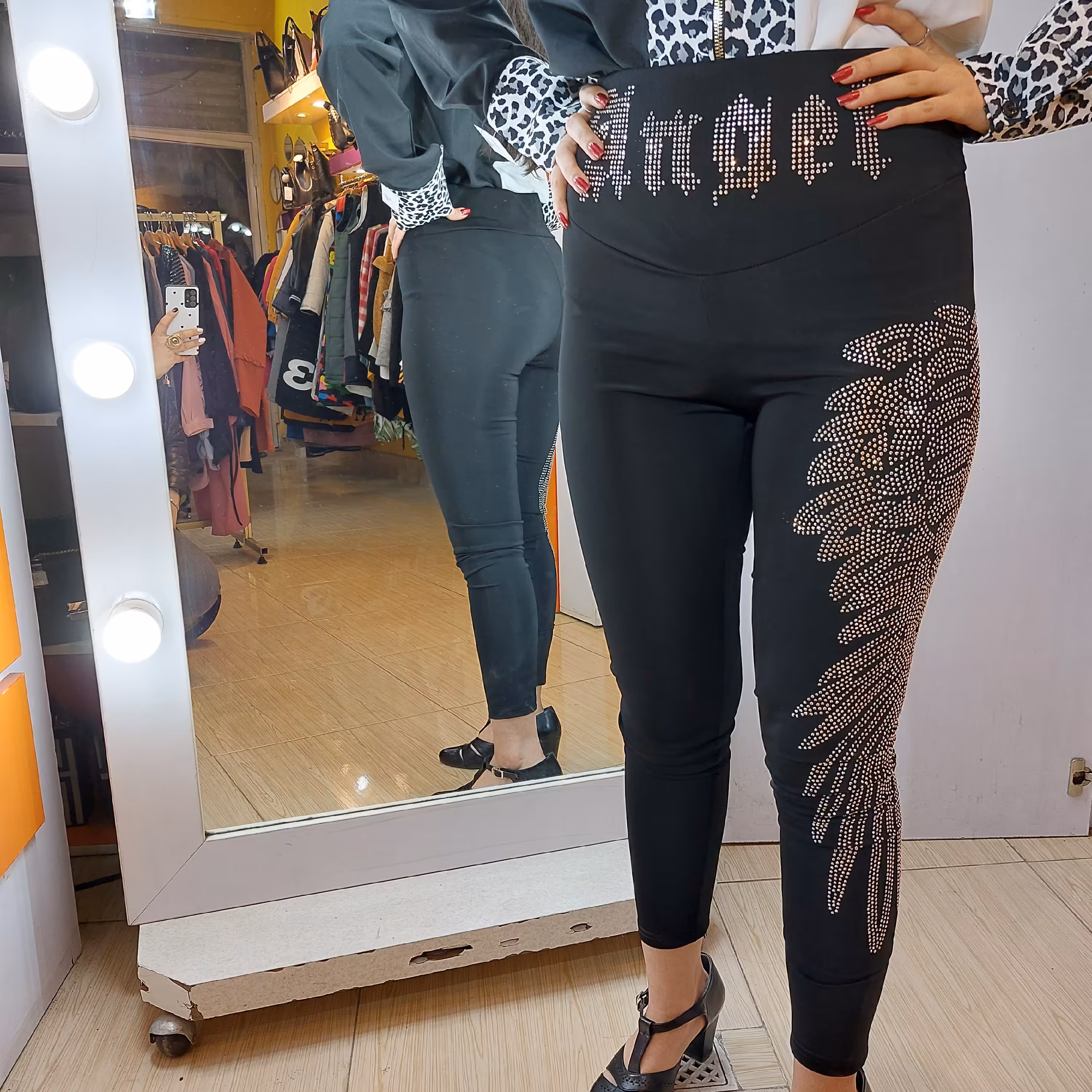 شلوار مشکی نگین دار