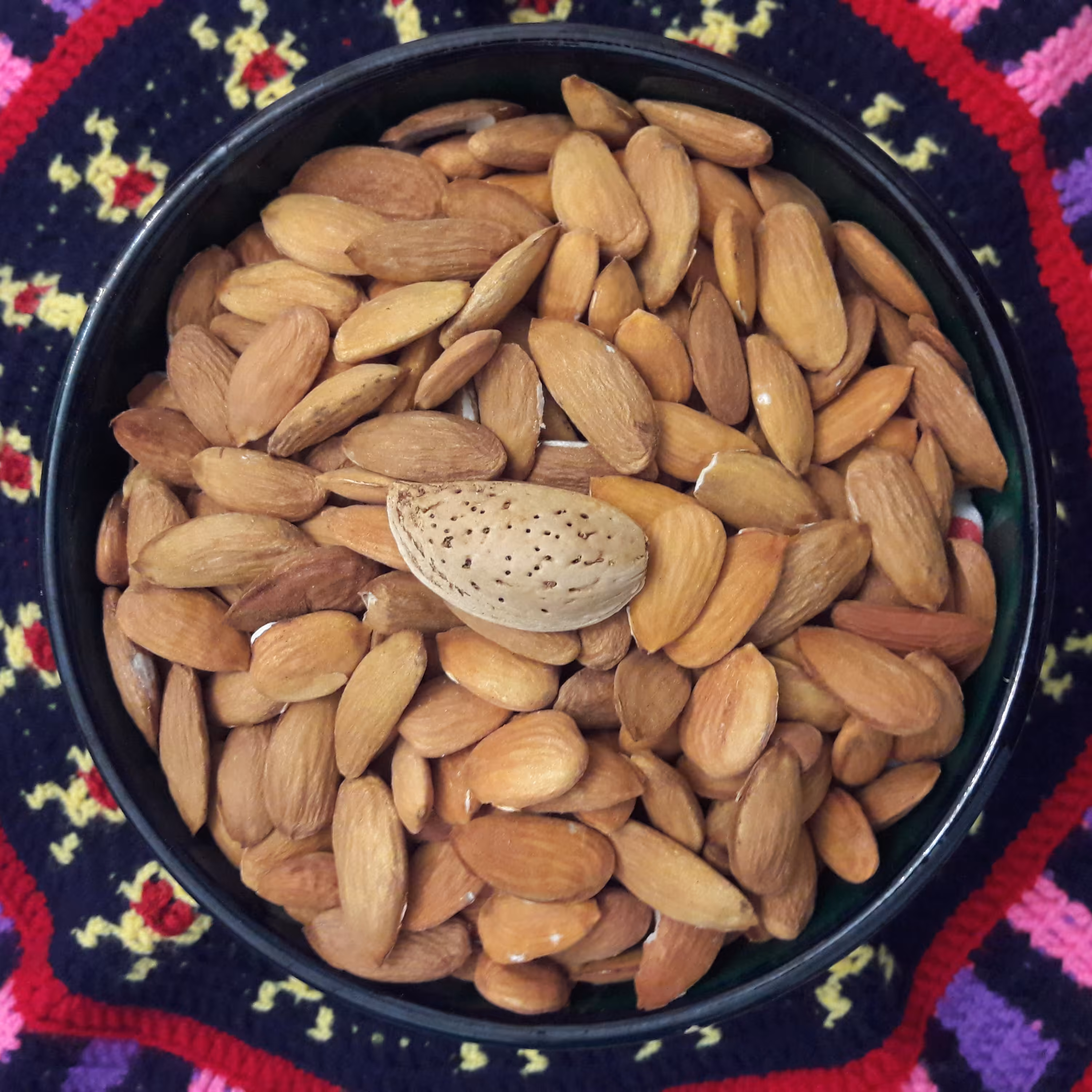 مغز بادام