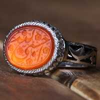 انگشترنقره آیینه کاری شده عقیق یمن منقش به ذکرشریف حسبی الله حکاکی اثراستاد حمید