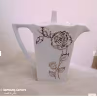 پارچ یا قوری ویا شیردوش چینی پردیس طرح گل طلایی برجسته اصل انگلیسی