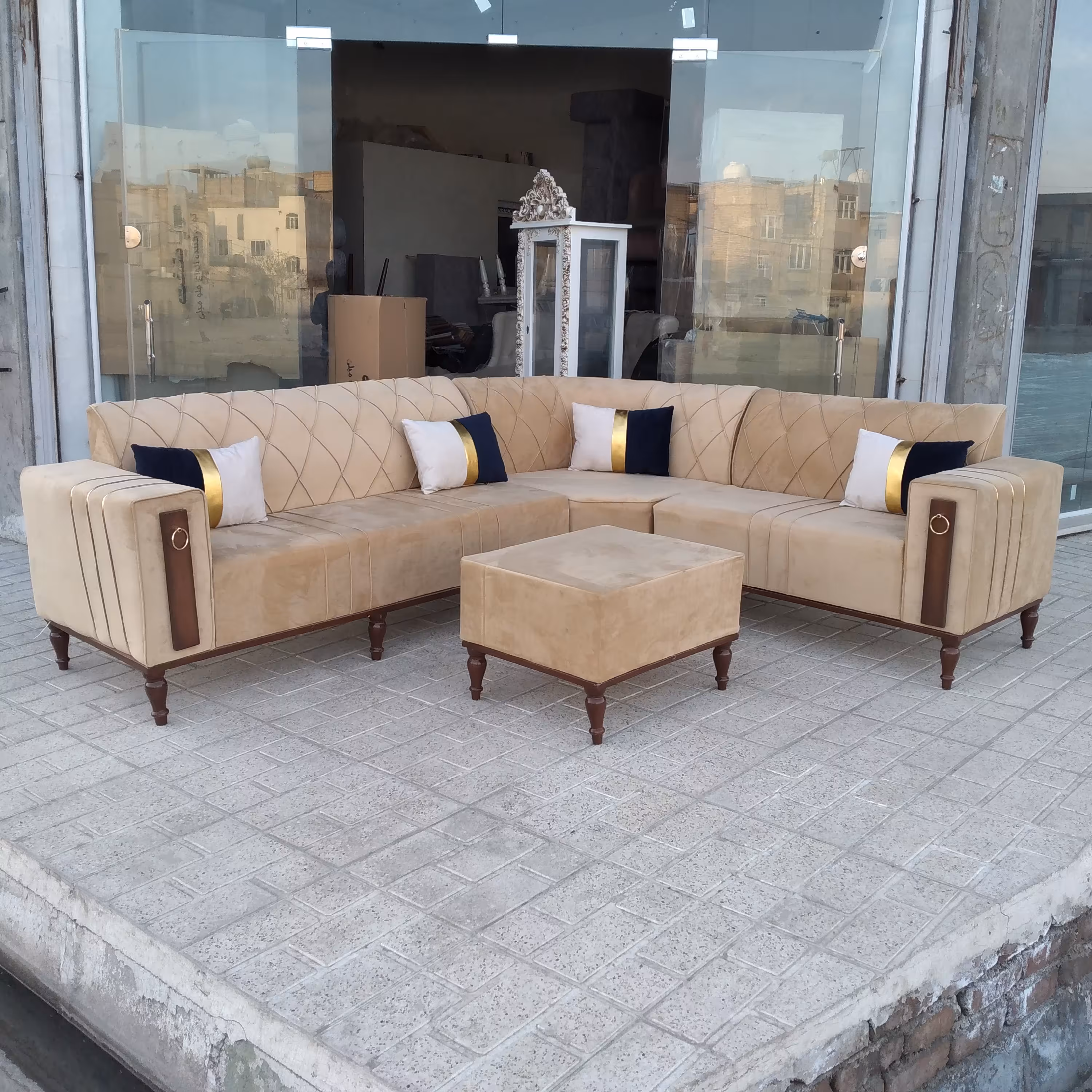 مبل راحتی ال چستر کمجا و زیبا در رنگبندی متنوع