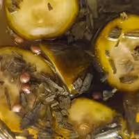 ترشی خیار  تند ومعطر یک کیلویی گیلان.رشت