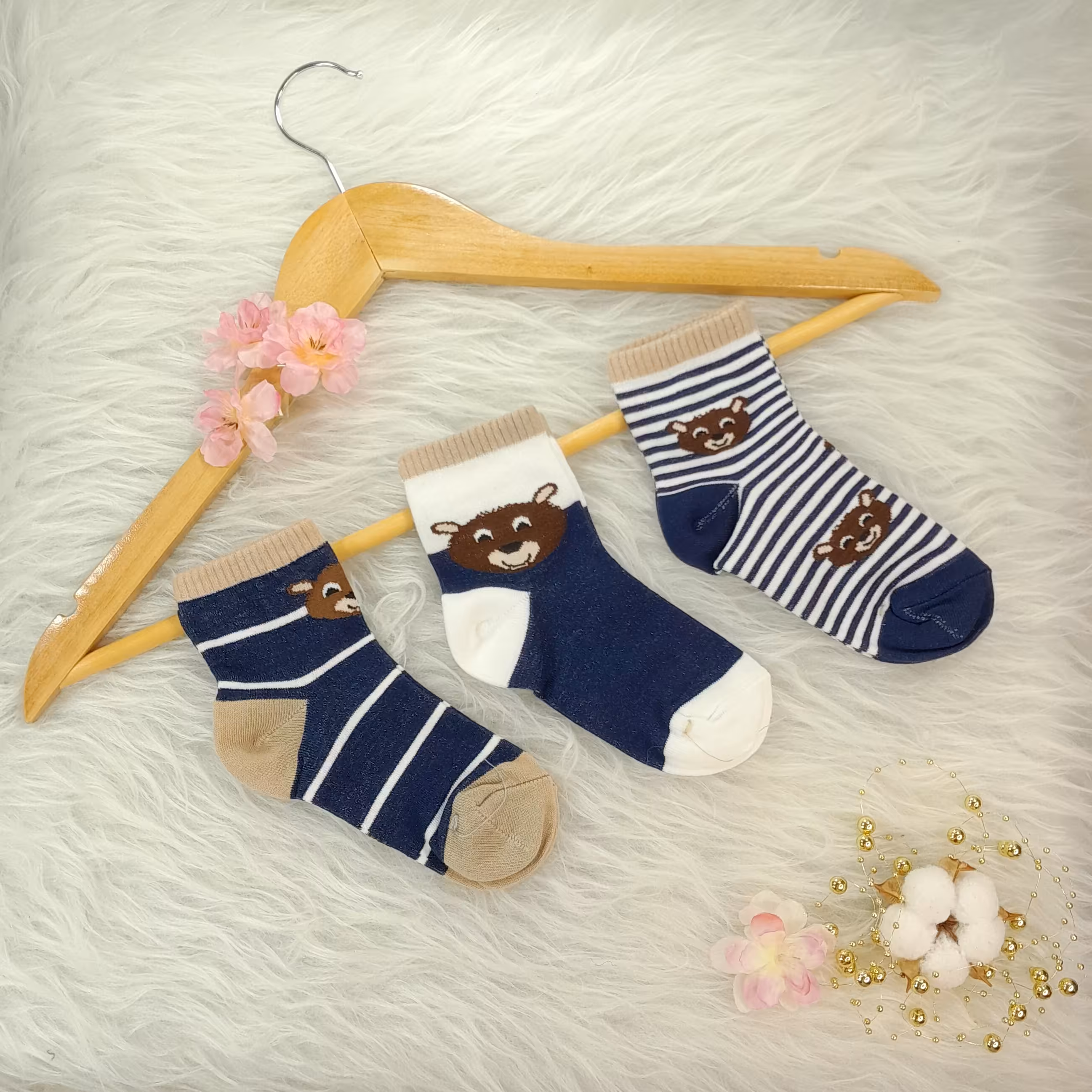 جوراب پسرانه نیمساق 7تا9سال پک سه جفتی در سه طرح جنس نخی درجه یک