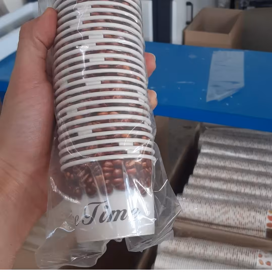لیوان یکبارمصرف کاغذی مدل 120سیسی(دبل) کارتن 2000عددی(40بسته 50عددی)کاغذ درجه یک