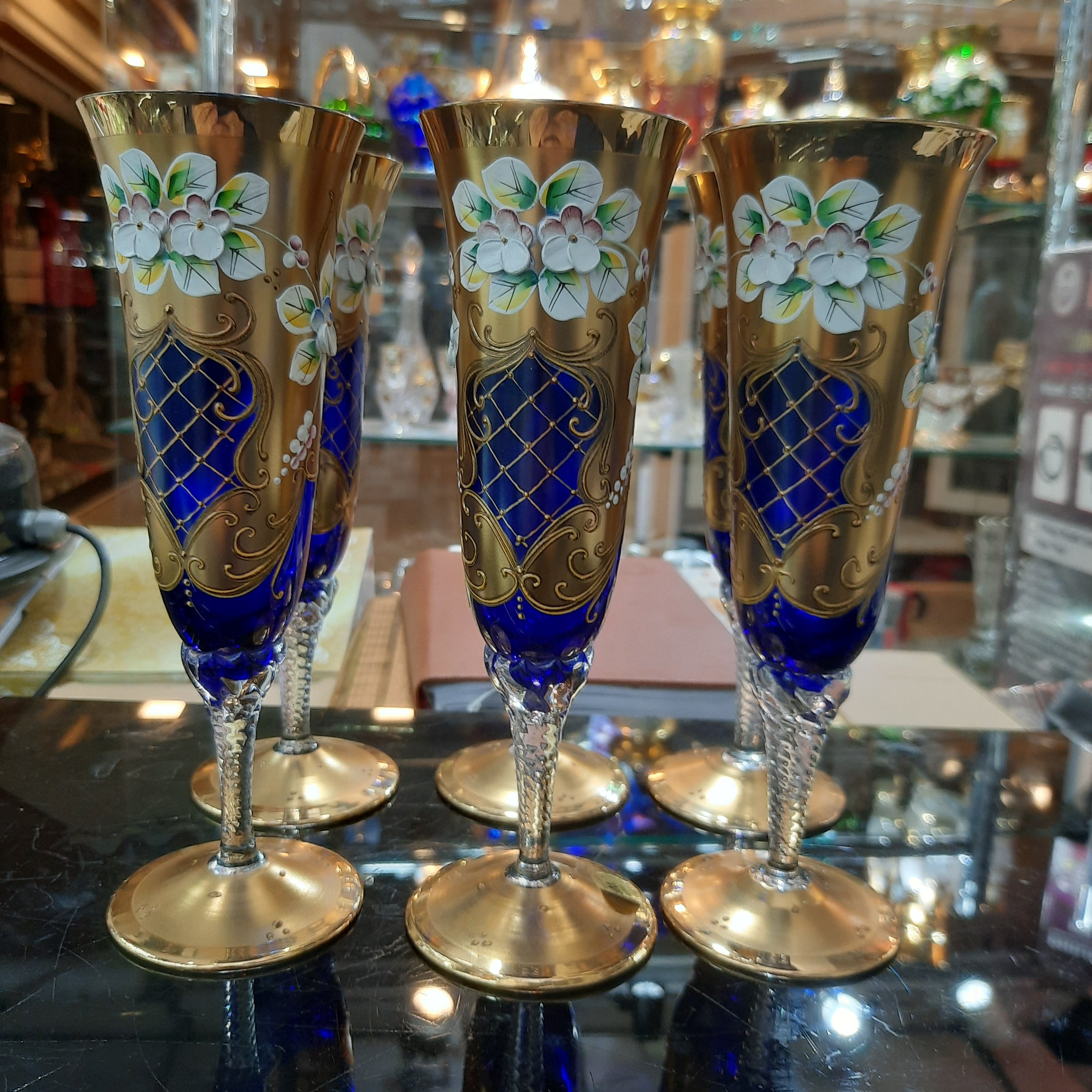 گیلاس اگرمن چک فقط 6عدد گیلاس موجوده 