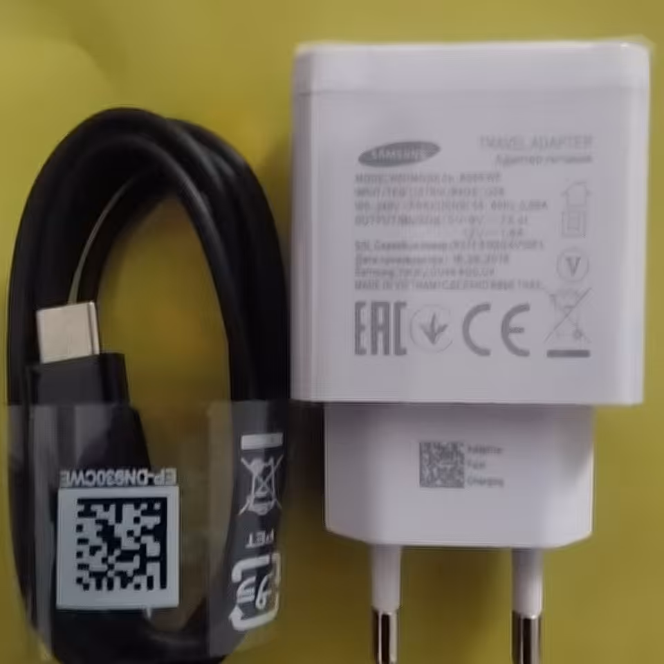 شارژ همراه فست سامسونگ بهمراه کابل فست تایپ سی