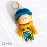 عروسک روسی 13 سانتیمتری پسر سرچرخشی دست متحرک مدل سرکلیدی کد02