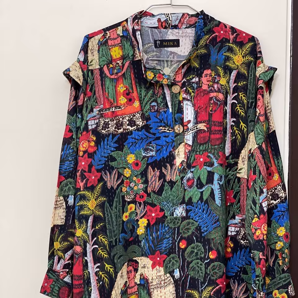 شومیز طرح دار  لینن با کیفیت عالی و بدون قد شومیز  75 سانت  فری سایز  مناسب سایز 44 تا 48  گاها 50 در یک طرح 