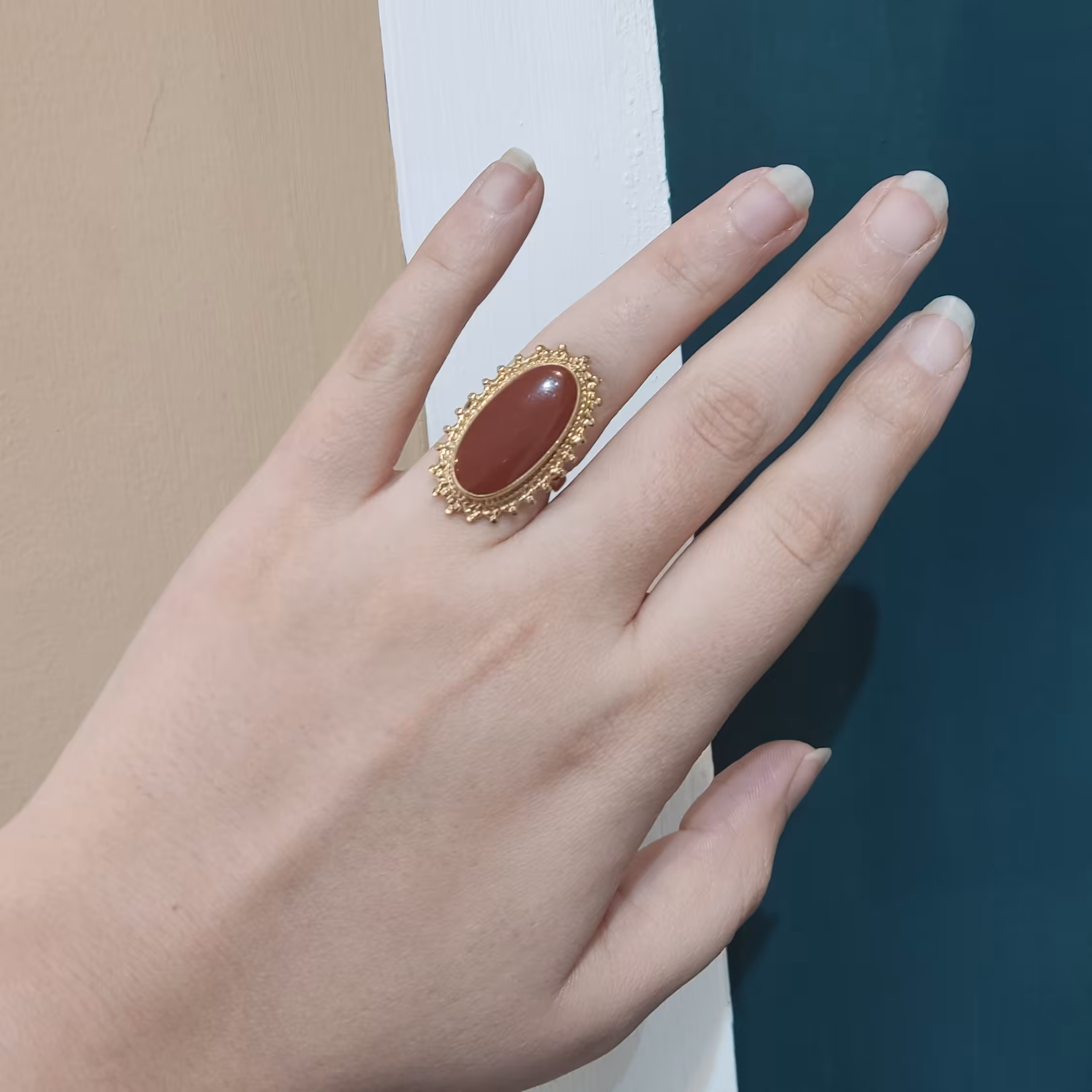 انگشتراستیل طرح عقیق نگین بیضی رنگ ثابت و ضدحساسیت 