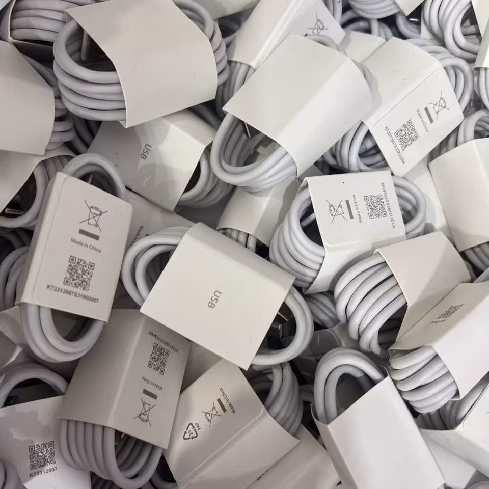 کابل شارژ  سرکارتنی شیائومی  فست شارژ 6 ماه گارانتی صد درصد مال خود گوشی 