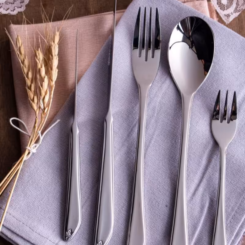 سرویس قاشق و چنگال 24نفره رزنتال مدل 330