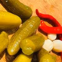 خیارشور خانگی .تردو تازه باکیفیت خوشمزه 2کیلو 