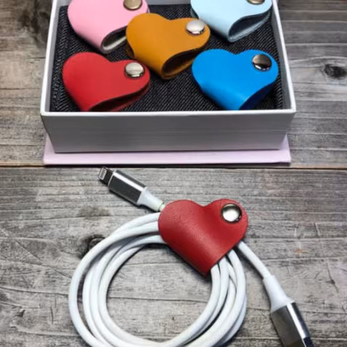 سیم جمع کن موبایل چرم اصل (تاشوچرم)